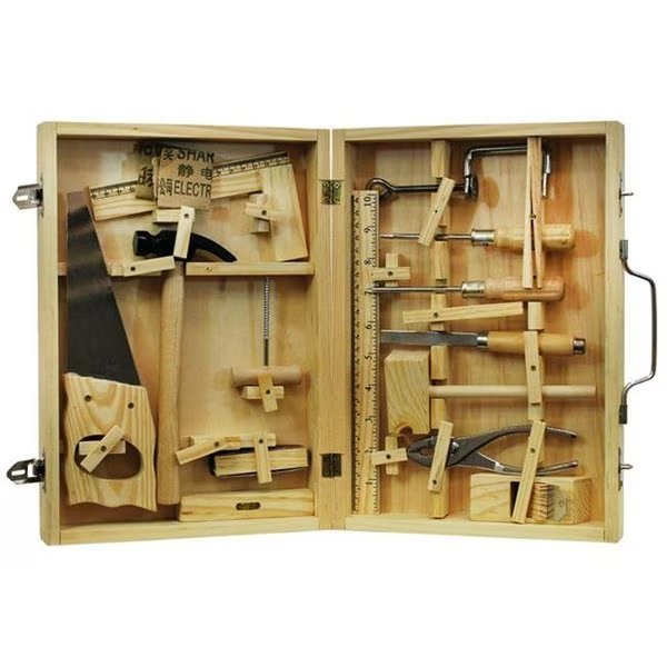 Homewear 1166M Metal Tool Kit with Wood Box - 16 Piece, Homewear, Mfr#: 1166M